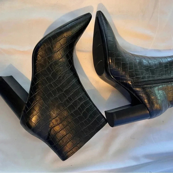 💗 Nine West Booties - Size 7.5M - Picture 3 of 4